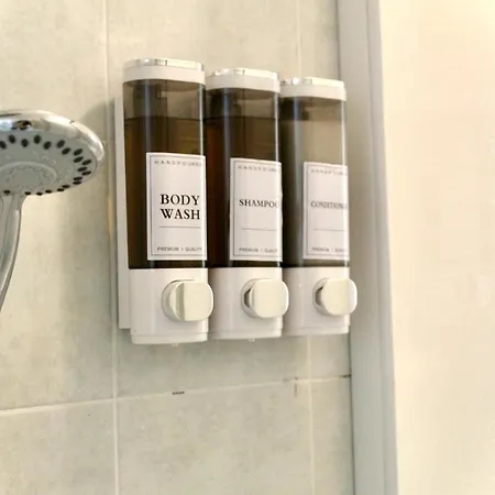 A 5 Minuti Dal Mare Con Terrazza E Parcheggio Privato Lejlighed *