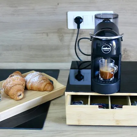 Lejlighed A 5 Minuti Dal Mare Con Terrazza E Parcheggio Privato Falerna Scalo