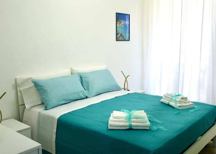 A 5 Minuti Dal Mare Con Terrazza E Parcheggio Privato Lejlighed